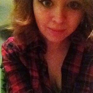 Meet your Posher, Savannah